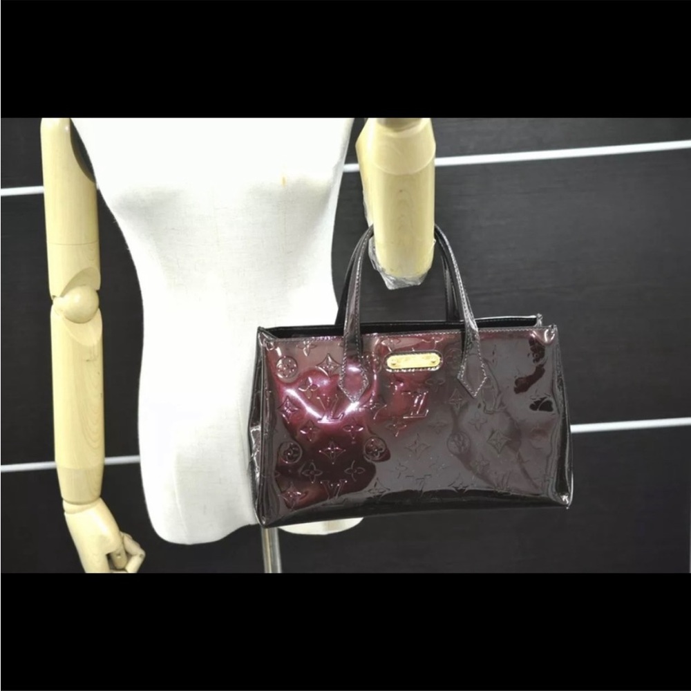 Louis Vuitton satchel hand bag never used